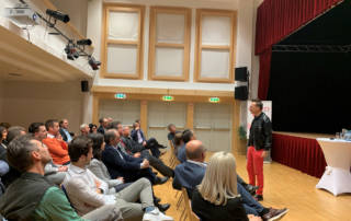 Infinity Business Network – Vortrag – Investment Punk – Gerald Hörhan Infinity Business Network - Vortrag - Investment Punk - Gerald Hörhan